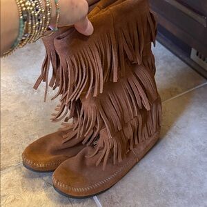 Minnetonka Fringe Suede Boots - Brown